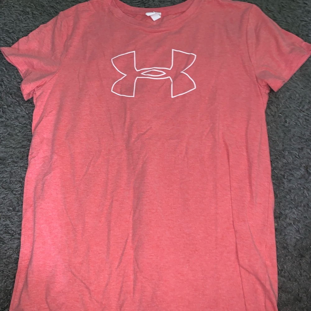 t shirt .